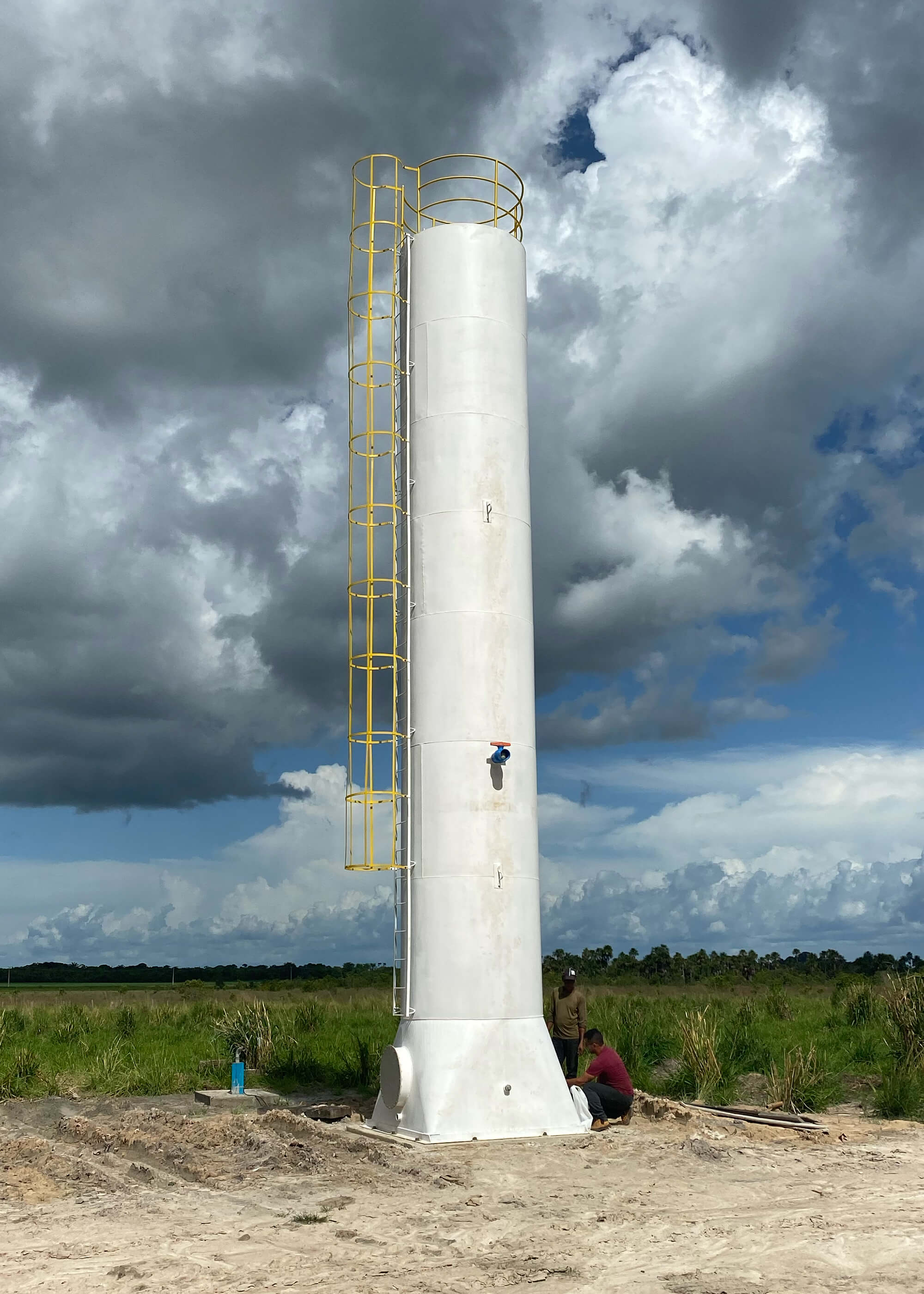 Caixa d'água tubular 1