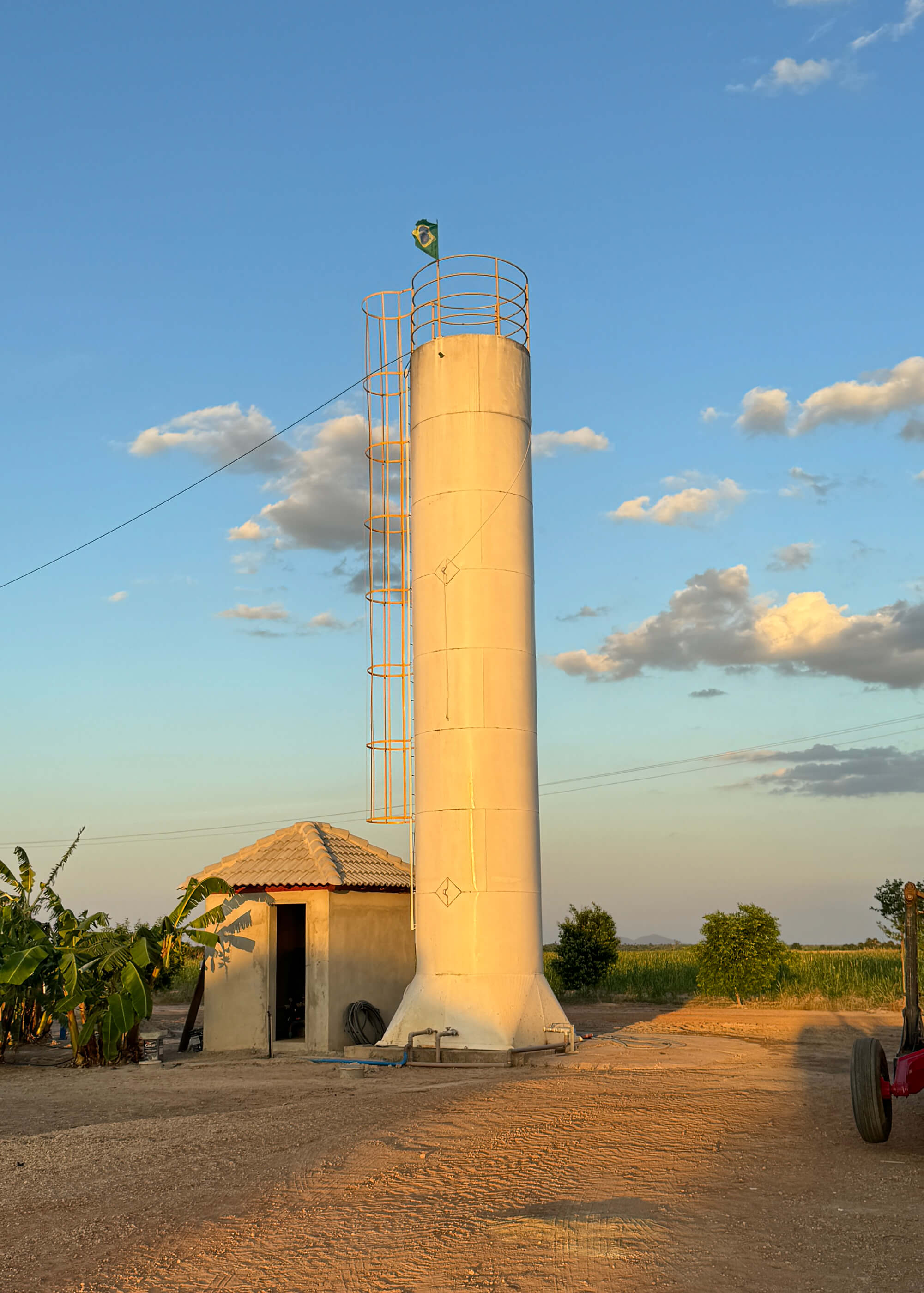 Caixa d'água tubular 5